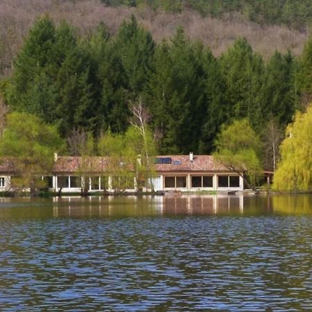 Cottage Les Pyrenees Au Bord De L'Eau Barbazan Eksteriør billede