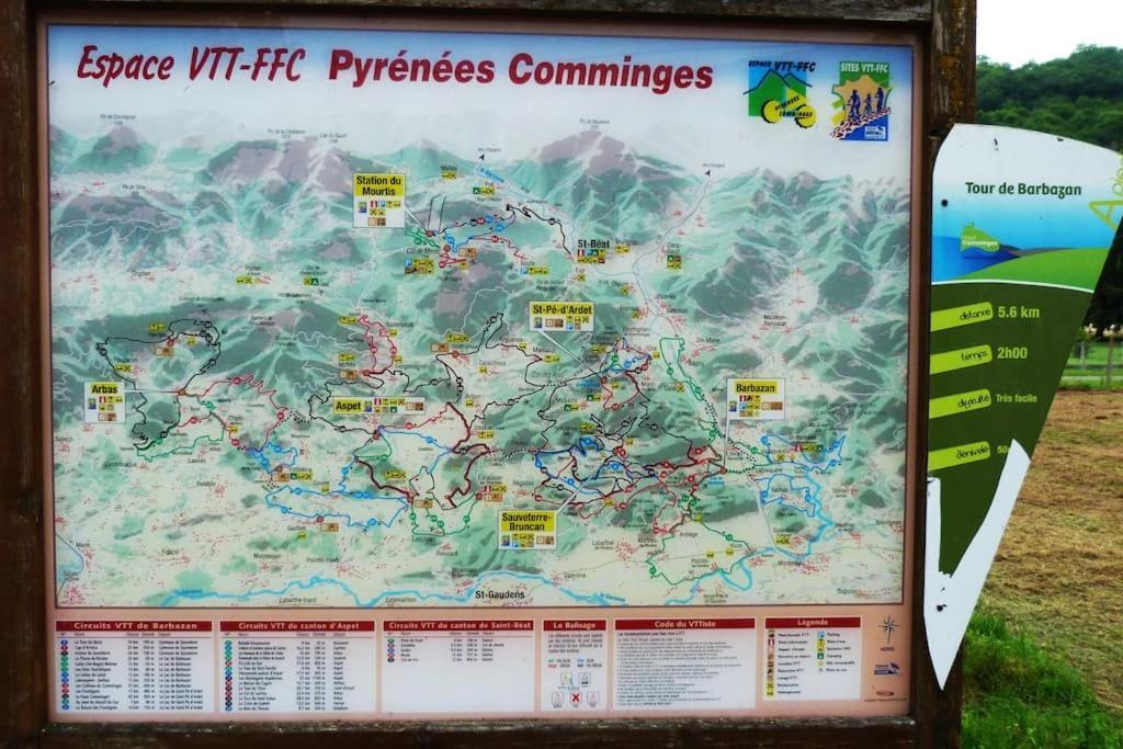 Cottage Les Pyrenees Au Bord De L'Eau Barbazan Eksteriør billede